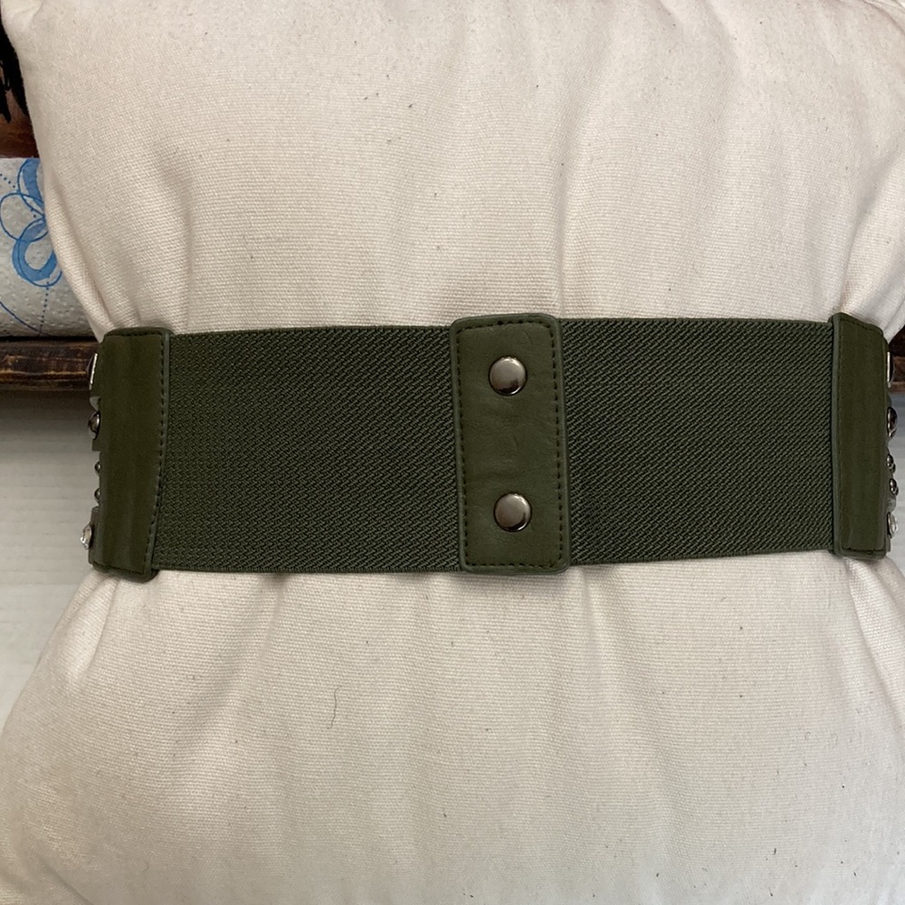 BEAUTIFUL BELT STUDDED EMBELLISHED DETAILS - Picture 3 of 14